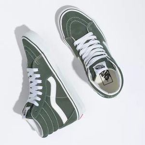 SOLD Vans Sk8-Hi - 8 Men, 9.5 Women - Green (Thyme/True White) EUC